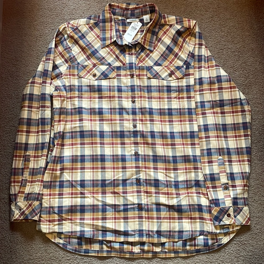L.L. bean women’s plaid button down size L